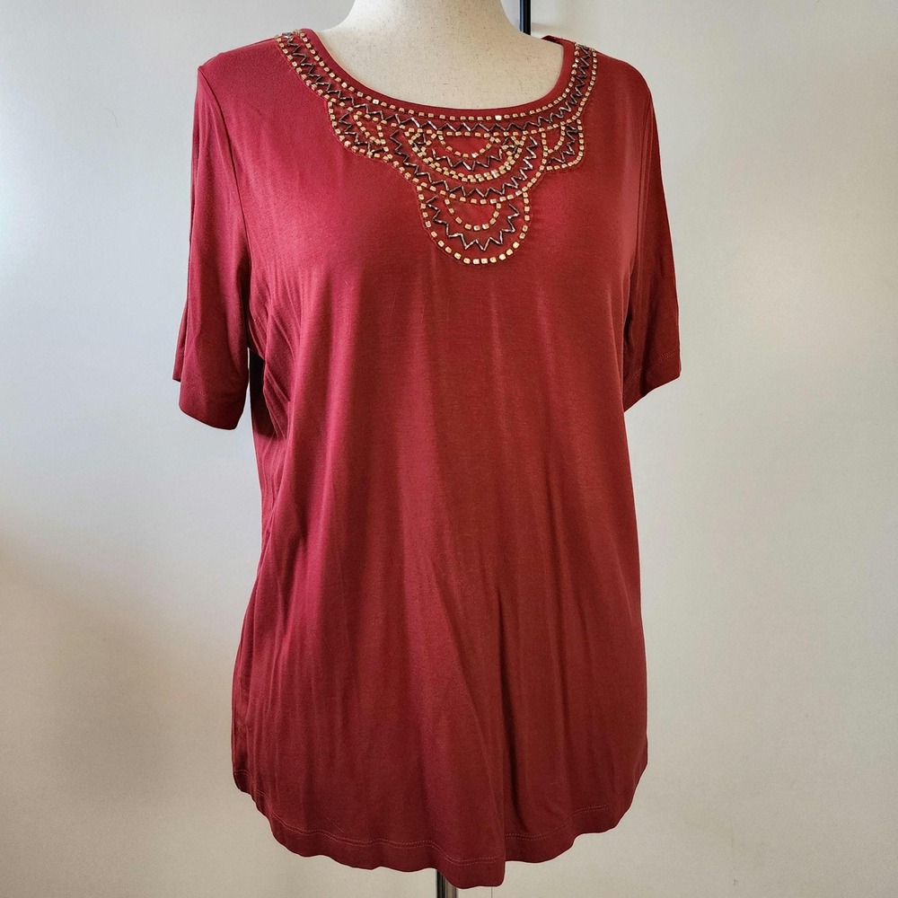 L red with silver and gold beaded embellished collar short sleeve top by Koret
